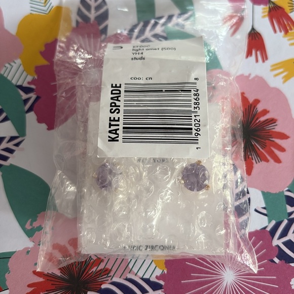 Kate Spade New York Rise And Shine Studs
Earrings Gold and (Light Amethyst) - Picture 4 of 7